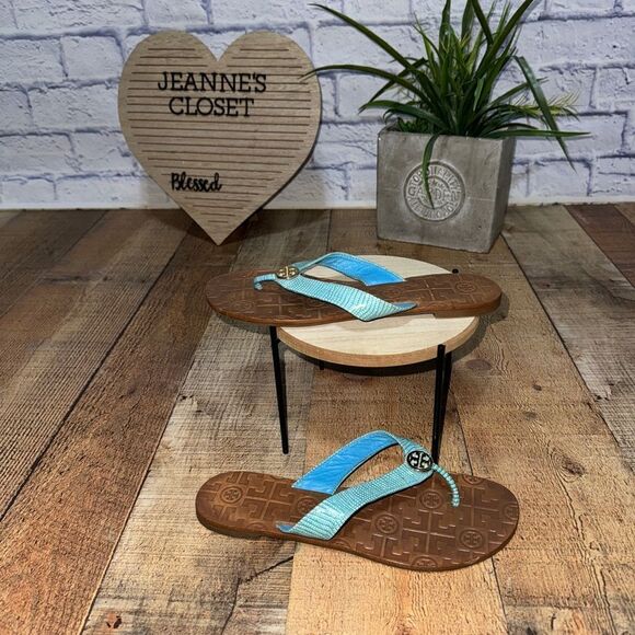 Tory Burch Blue Patent THORA Gold Logo Flip Flop Sandal US 7 M - Picture 1 of 14